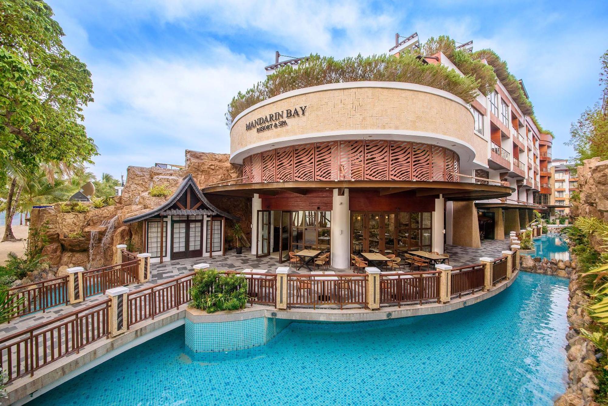 Mandarin Bay Resort And Spa Balabag  Exterior photo